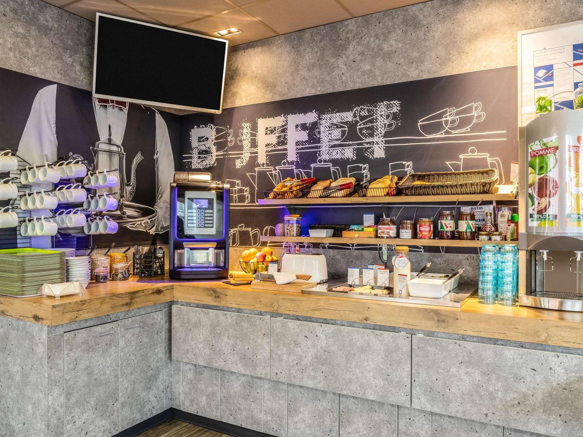 Ibis Budget Compiegne Centre-Ville Exterior foto